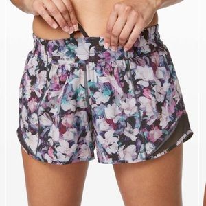 Lululemon Hotty Hot short- new without tags